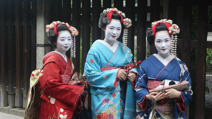 Geisha Geisha_Equinócio-da-Primavera-no-Japão-10-dicas-do-que-fazer-nessa-estação_Viajando-para-o-Japão_Vida-de-Tsuge-VDT